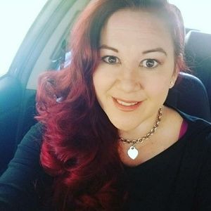 Meet your Posher, Melanie